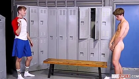Oliver C Hot Fucked In The Locker Room